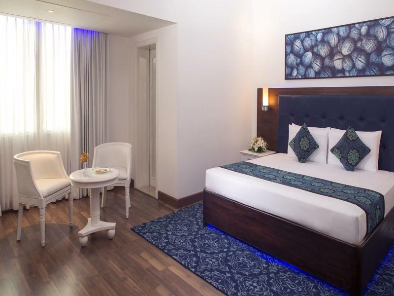 Radisson Blu Kochi Hotel Eksteriør billede Deluxe Room